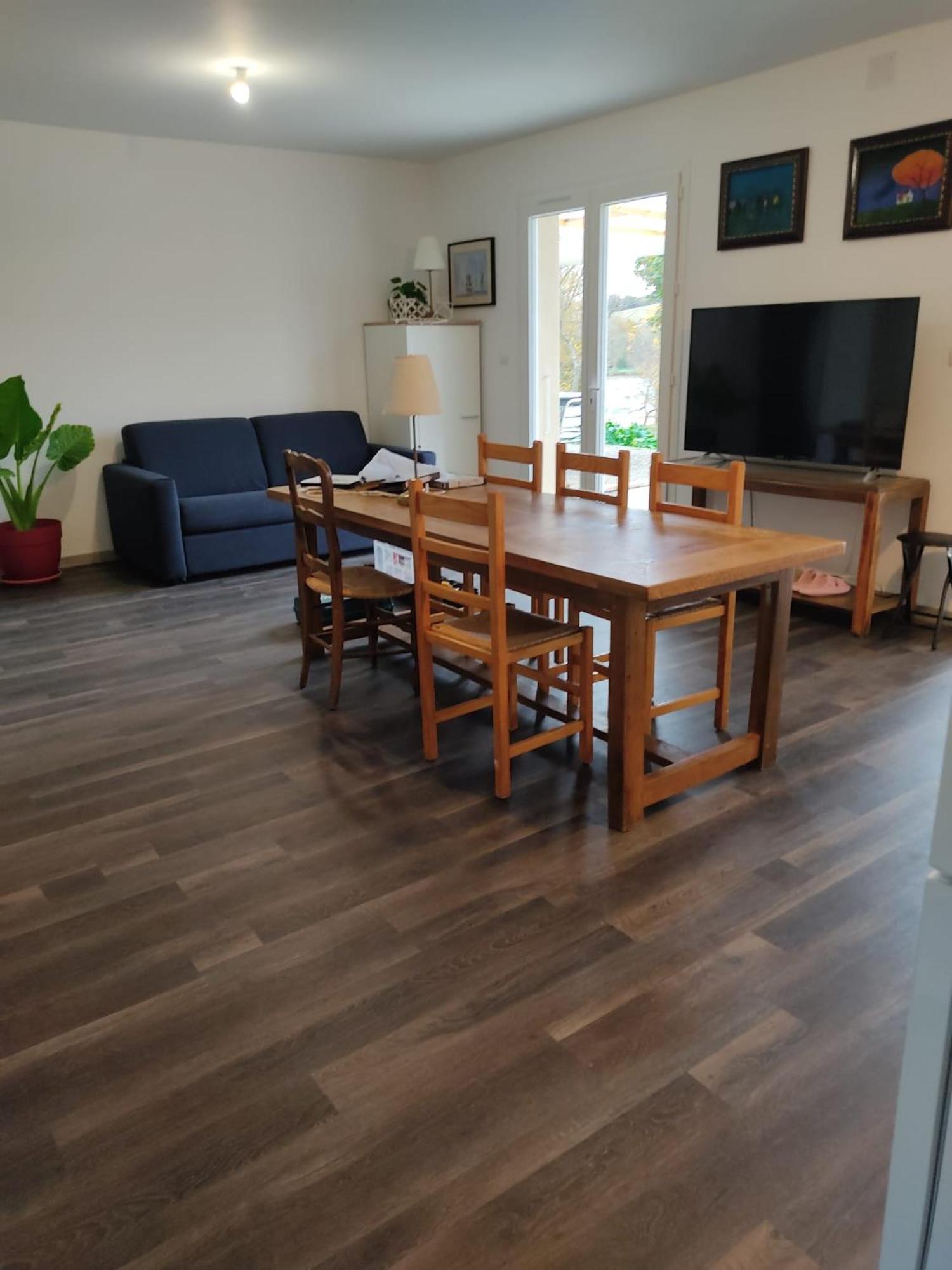 Grande Maison Avec Vue Sur Le Lac Saramon Ngoại thất bức ảnh
